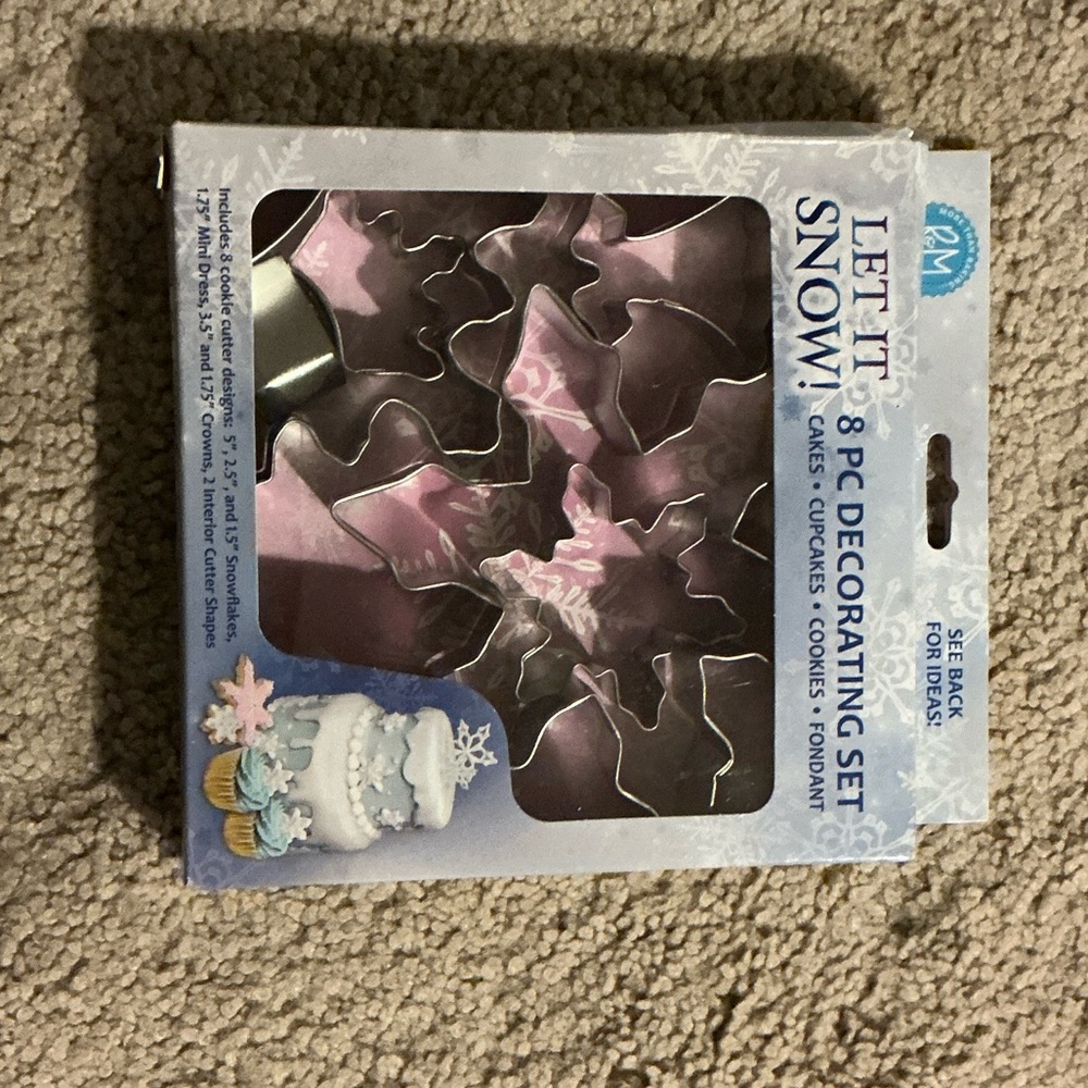 Snowflake Cookie Decorating Set